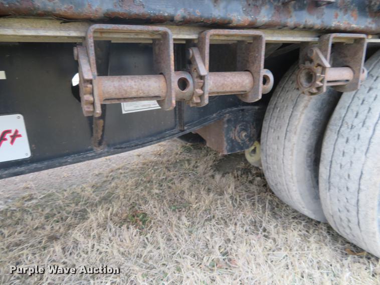 image for item DE8806 2009 Transcraft DTL-2100 drop deck trailer