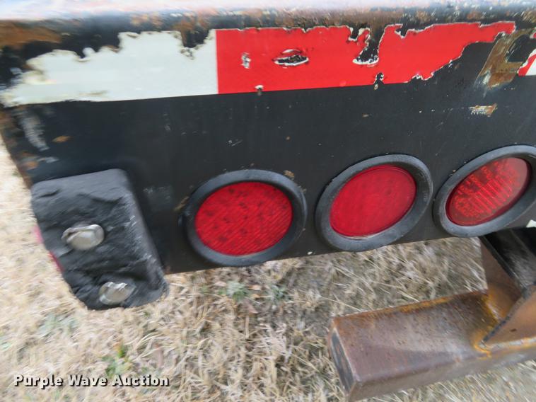 image for item DE8806 2009 Transcraft DTL-2100 drop deck trailer