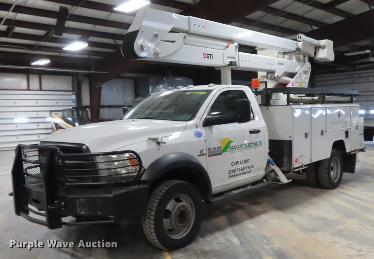 image for item DF1346 2014 Dodge Ram 5500 bucket truck