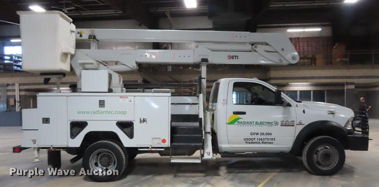 image for item DF1346 2014 Dodge Ram 5500 bucket truck
