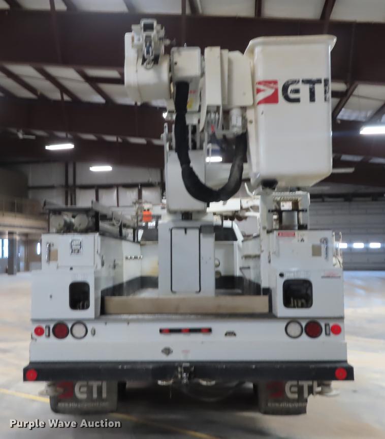 image for item DF1346 2014 Dodge Ram 5500 bucket truck