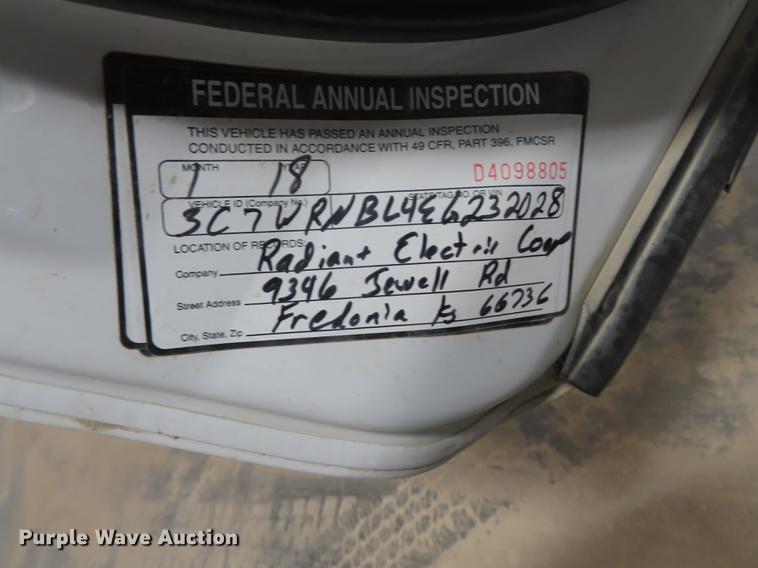 image for item DF1346 2014 Dodge Ram 5500 bucket truck