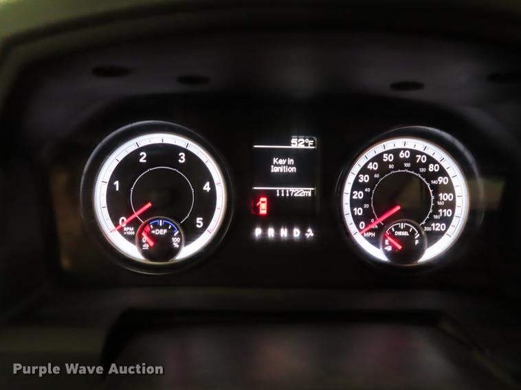 image for item DF1346 2014 Dodge Ram 5500 bucket truck