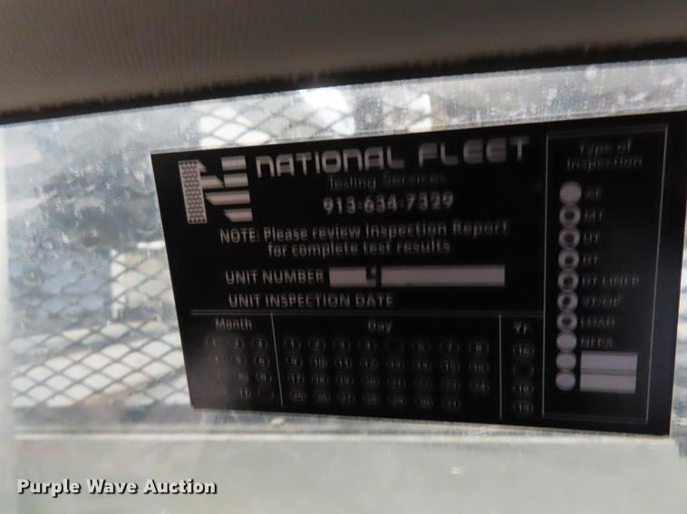 image for item DF1346 2014 Dodge Ram 5500 bucket truck