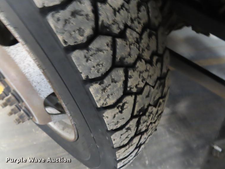 image for item DF1346 2014 Dodge Ram 5500 bucket truck