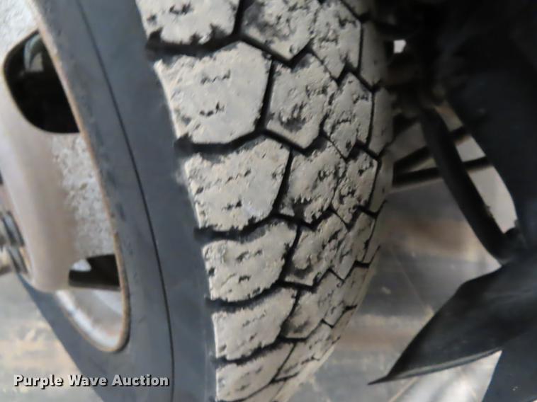 image for item DF1346 2014 Dodge Ram 5500 bucket truck