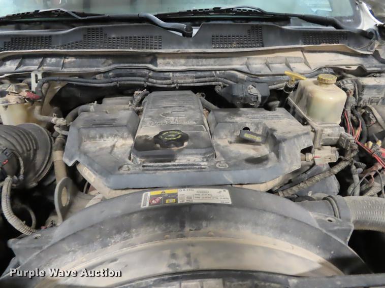 image for item DF1346 2014 Dodge Ram 5500 bucket truck