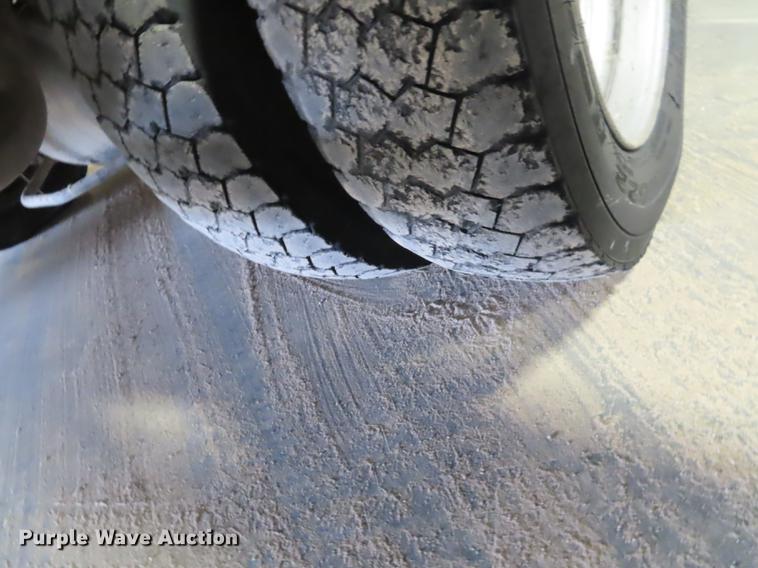 image for item DF1346 2014 Dodge Ram 5500 bucket truck