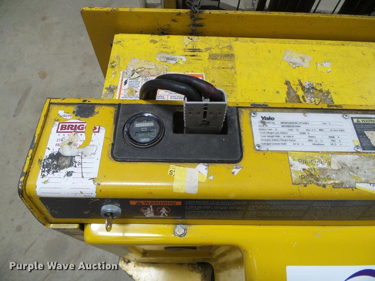 image for item DF2940 Yale MSW030SCN forklift