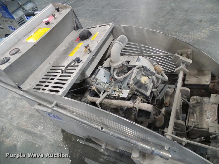 image for item DF7085 Soff Cut X4200 concrete saw