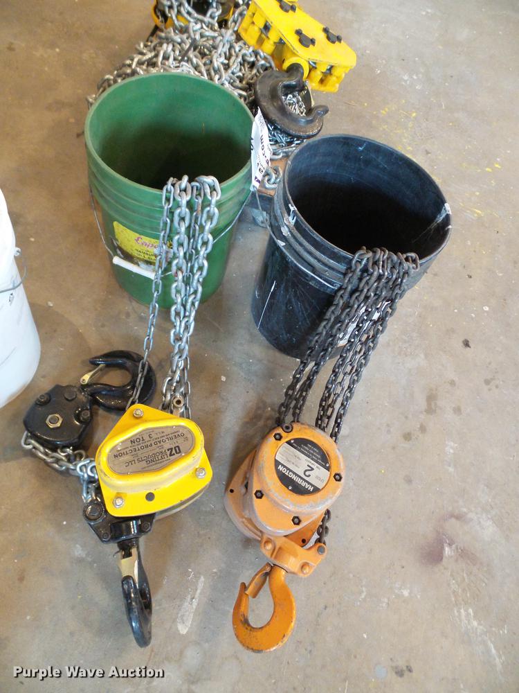 image for item DF7089 (3) chain hoists