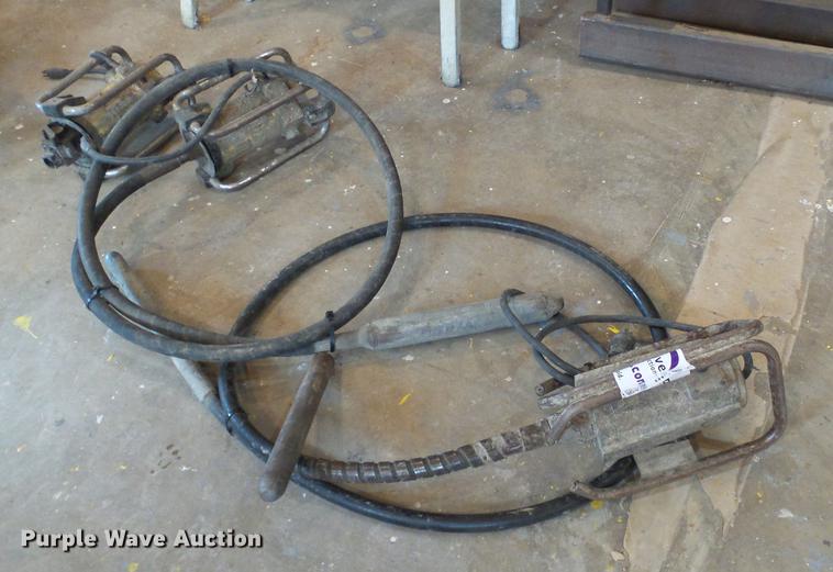 image for item DF7090 (3) concrete vibrators