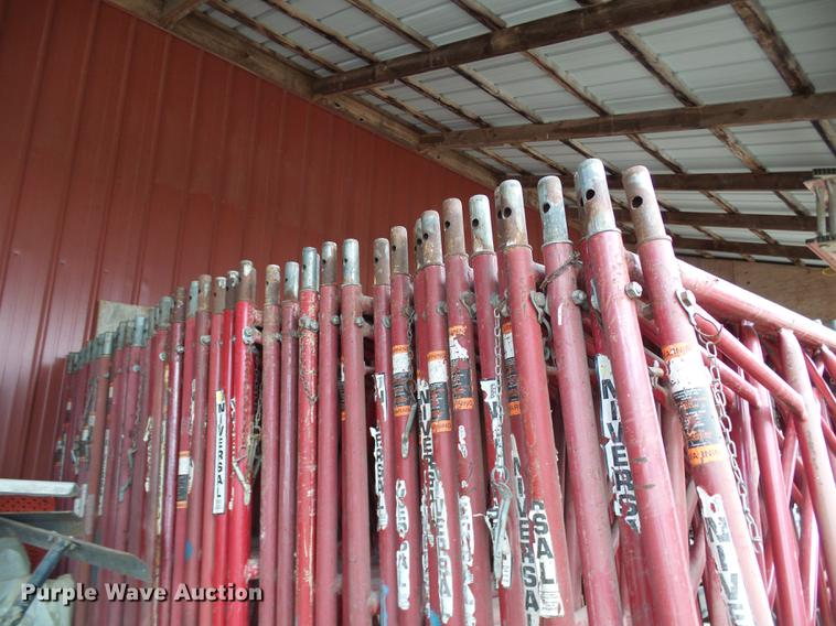 image for item DF7093 Universal Manufacturing scaffolding