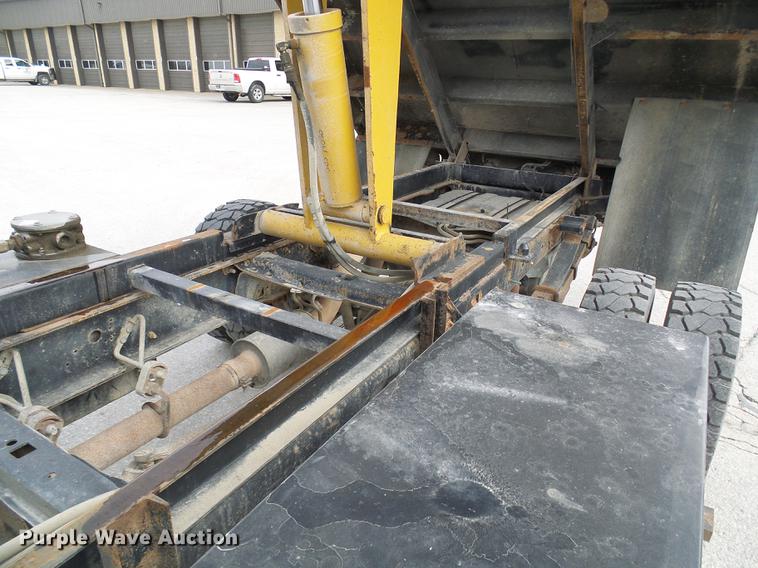 image for item DF7097 2008 Ford F550 Super Duty dump flatbed truck