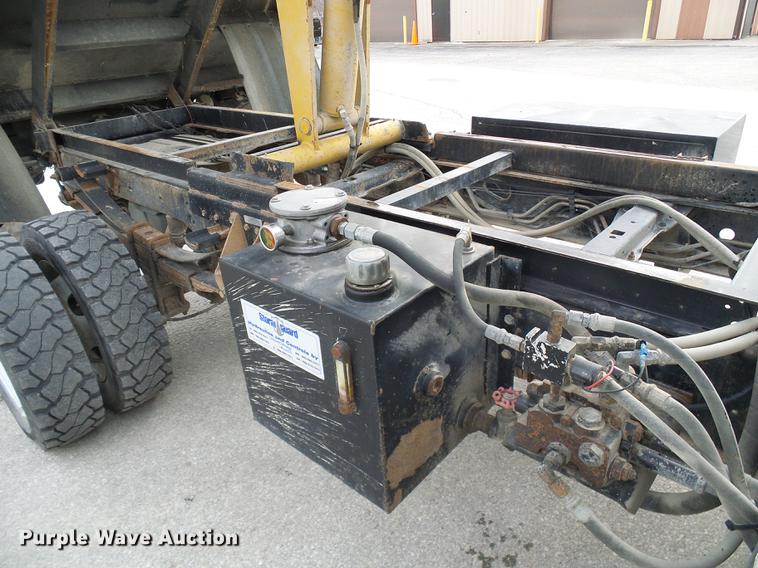 image for item DF7097 2008 Ford F550 Super Duty dump flatbed truck