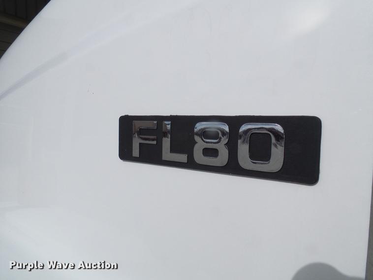 image for item DF7101 2003 Freightliner Business Class M2 bucket truck