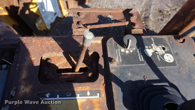 image for item DF7593 John Deere 750C LGP dozer