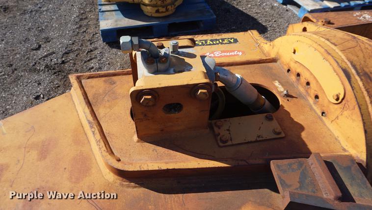 image for item DF7594 LaBounty UP40 universal processor