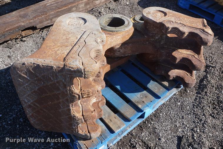 image for item DF7594 LaBounty UP40 universal processor