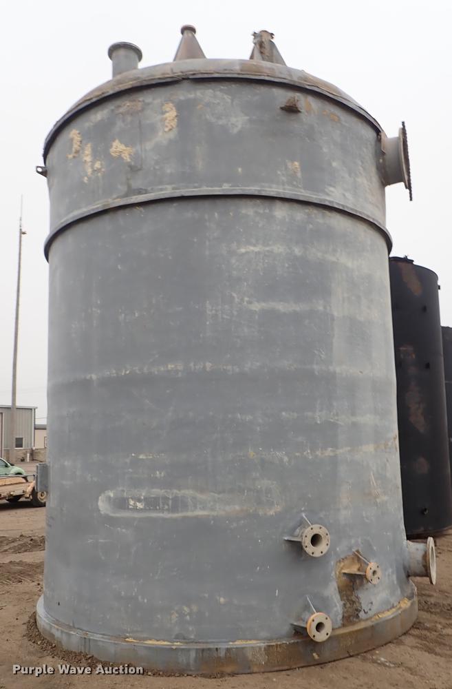 image for item DF8690 1999 Fabricated Plastics caustic circulation tank