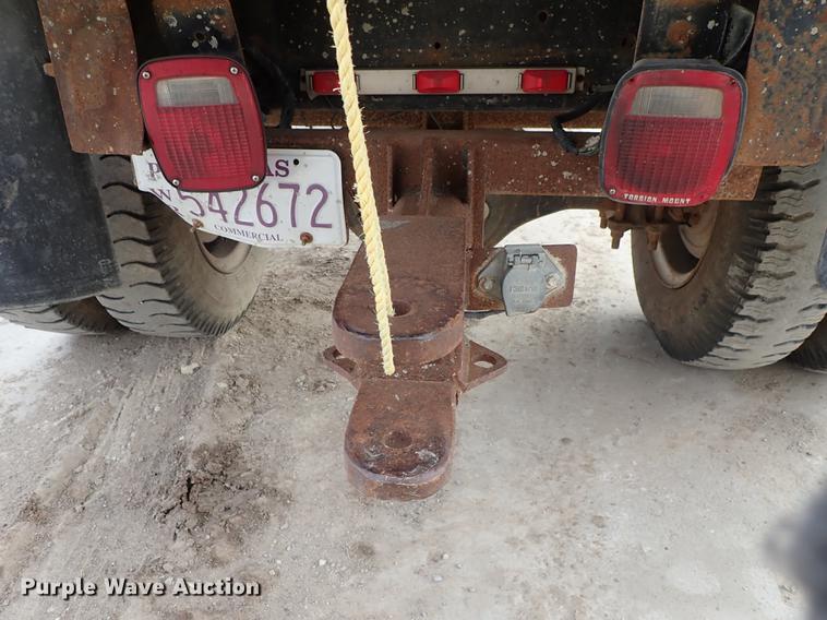 image for item DF8702 1996 GMC TopKick dump truck