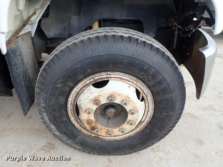 image for item DF8702 1996 GMC TopKick dump truck