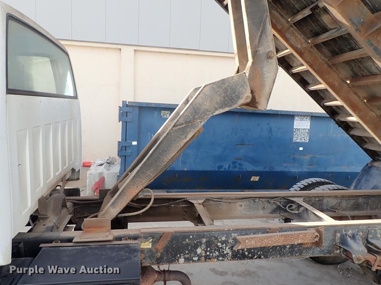 image for item DF8702 1996 GMC TopKick dump truck