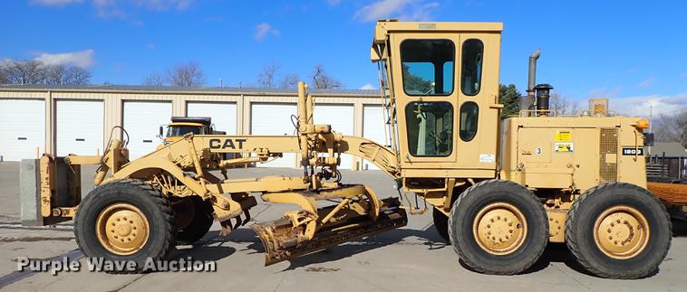 image for item DF8707 1980 Caterpillar 120G motor grader