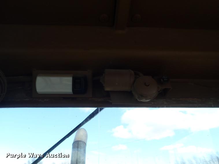 image for item DF8707 1980 Caterpillar 120G motor grader