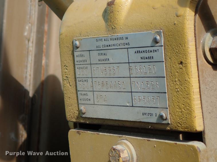 image for item DF8707 1980 Caterpillar 120G motor grader