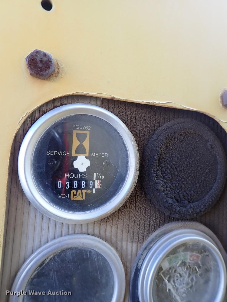 image for item DF8707 1980 Caterpillar 120G motor grader