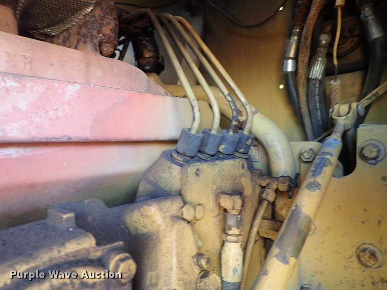 image for item DF8707 1980 Caterpillar 120G motor grader