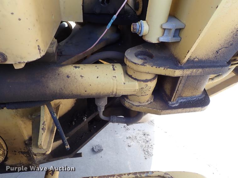 image for item DF8707 1980 Caterpillar 120G motor grader