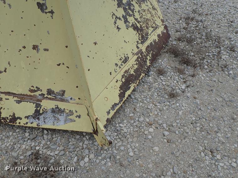 image for item DF8707 1980 Caterpillar 120G motor grader