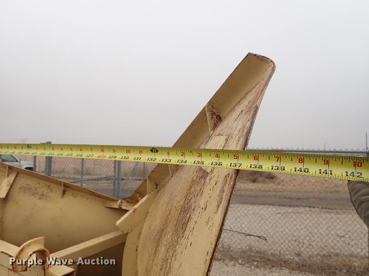 image for item DF8707 1980 Caterpillar 120G motor grader