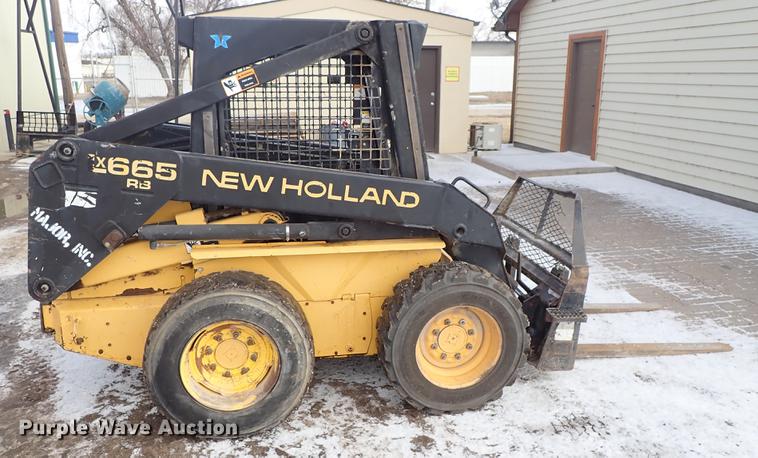 image for item DF8729 New Holland LX655 skid steer
