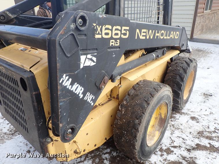image for item DF8729 New Holland LX655 skid steer