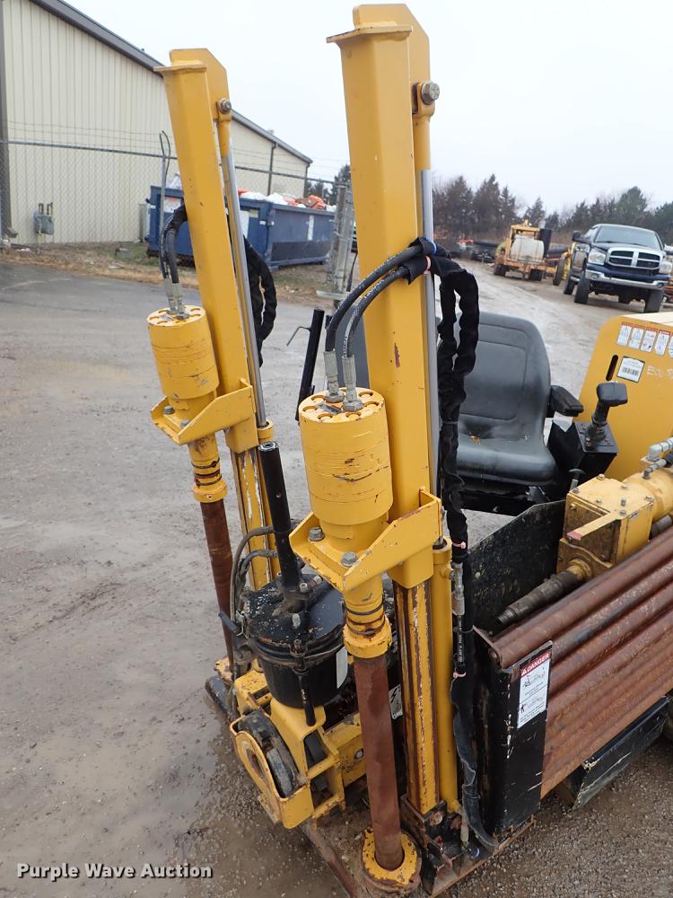 image for item DF8736 2014 Vermeer D9x13 S3 directional drill, mud mixing system, and trailer