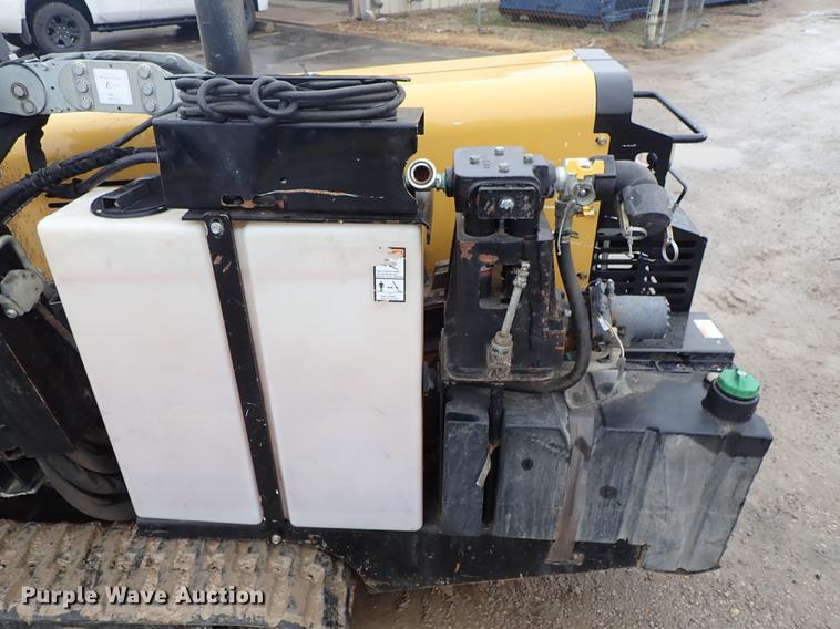 image for item DF8736 2014 Vermeer D9x13 S3 directional drill, mud mixing system, and trailer