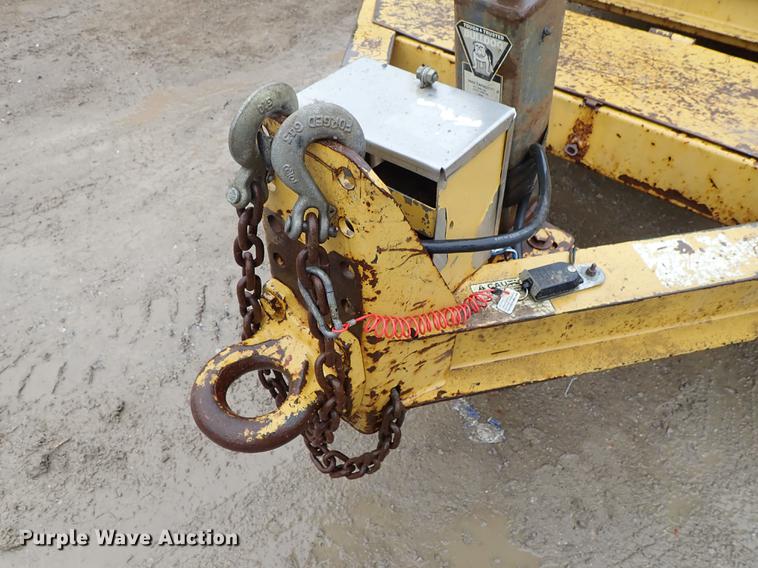 image for item DF8736 2014 Vermeer D9x13 S3 directional drill, mud mixing system, and trailer