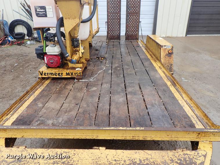 image for item DF8736 2014 Vermeer D9x13 S3 directional drill, mud mixing system, and trailer