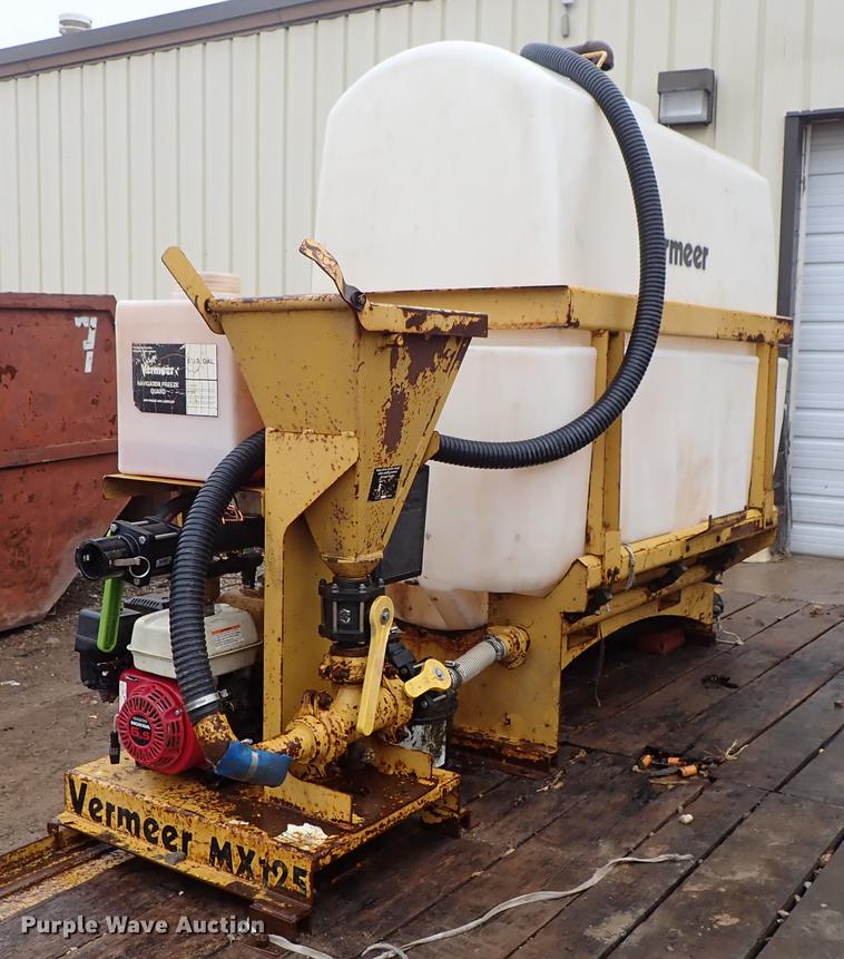 image for item DF8736 2014 Vermeer D9x13 S3 directional drill, mud mixing system, and trailer