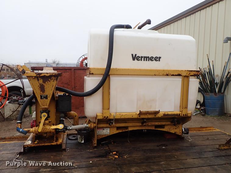 image for item DF8736 2014 Vermeer D9x13 S3 directional drill, mud mixing system, and trailer