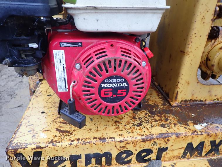 image for item DF8736 2014 Vermeer D9x13 S3 directional drill, mud mixing system, and trailer