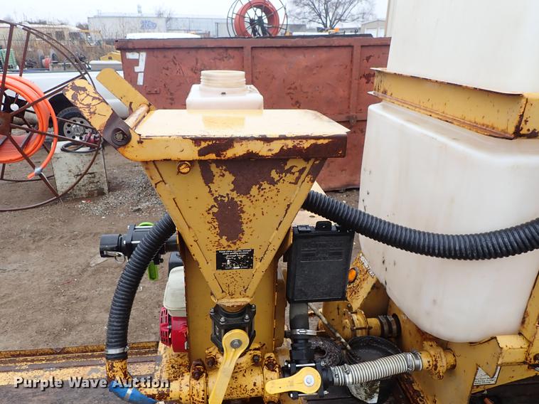 image for item DF8736 2014 Vermeer D9x13 S3 directional drill, mud mixing system, and trailer