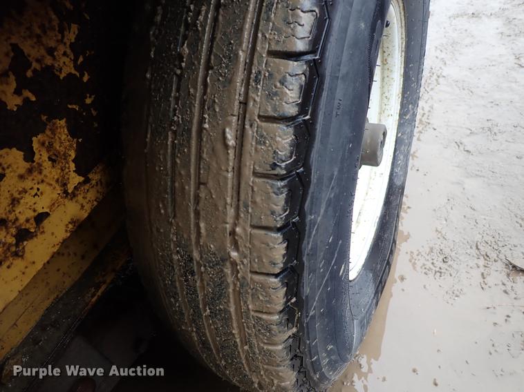 image for item DF8736 2014 Vermeer D9x13 S3 directional drill, mud mixing system, and trailer