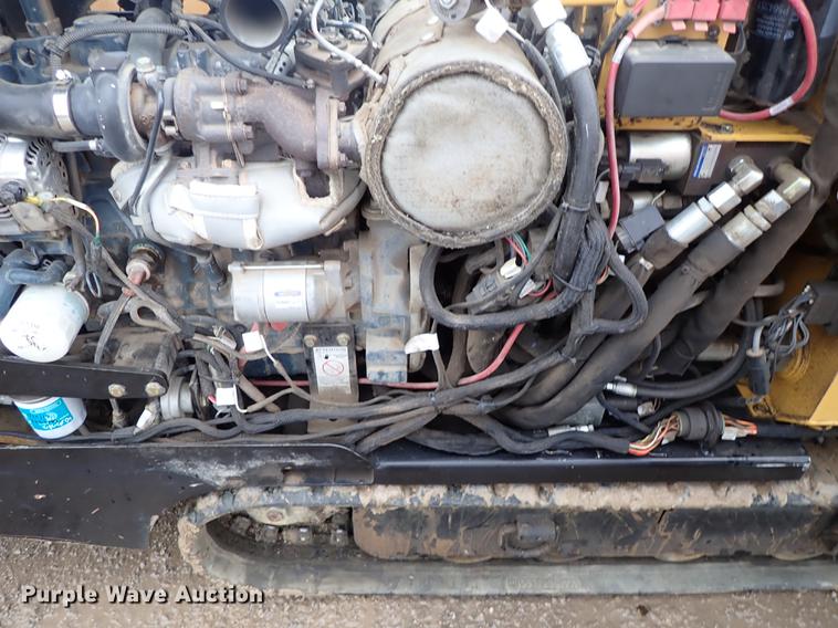 image for item DF8736 2014 Vermeer D9x13 S3 directional drill, mud mixing system, and trailer