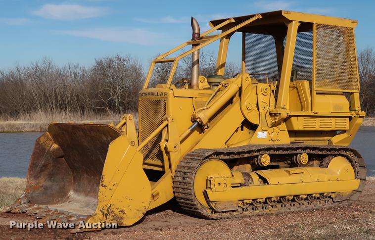 image for item DG3327 1973 Caterpillar 977L track loader