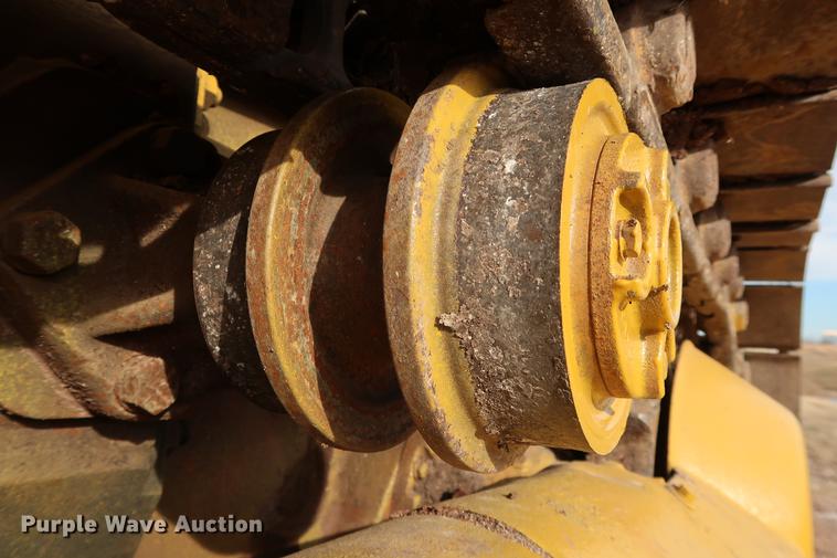 image for item DG3327 1973 Caterpillar 977L track loader