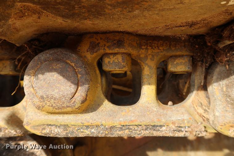 image for item DG3327 1973 Caterpillar 977L track loader